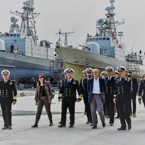 “Είναι τα πλοία – πληρώματα,&nbsp;ηλίθιε”…