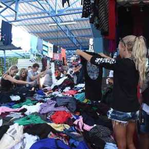 Την ώρα που οι Τούρκοι μας απειλούν με πόλεμο, εμείς τρέχουμε μιλιούνια για ψώνια στην αγορά της&nbsp;Αδριανούπολης