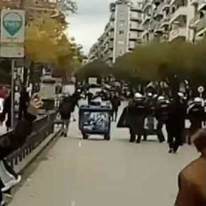 ΑΝΑΡΧΙΚΟΙ του ΣΥΡΙΖΑ… επιτέθηκαν στους μαθητές στην Θεσσαλονίκη… Στην Αγίου Δημητρίου κοντά στο&nbsp;ΥΜΑΘ,,,,!