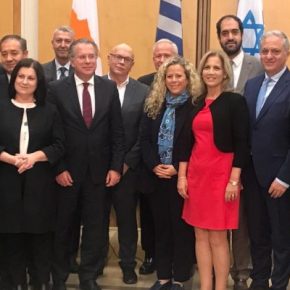 Η στρατηγική συνεργασία Ελλάδας-Ισραήλ έφερε στη Βουλή&nbsp;“κόσμο”…