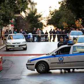 ΕΚΡΗΞΗ ΣΤΟ ΚΟΛΩΝΑΚΙ ΜΕ ΤΡΑΥΜΑΤΙΕΣ ΑΣΤΥΝΟΜΙΚΟ ΚΑΙ ΕΝΑΝ&nbsp;ΝΕΩΚΟΡΟ