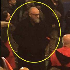 ΤΟΝ βρήκαμε τον KYPIO ΣΤΟ ΠΑΛΕ! ME TO MAYPO ΜΠΟΥΦΑΝ KAI TO KOKKINO ΠΕΡΙΒΡΑΧΙΟΝΙΟ ΣΤΟ&nbsp;ΜΠΡΑΤΣΟ!