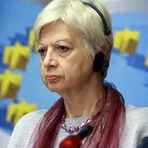 Σοβαρότατη καταγγελία από την ευρωβουλευτή Ελένη Θεοχάρους για πολεμικές προετοιμασίες στα&nbsp;κατεχόμενα.