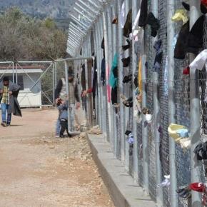 Εκατοντάδες μετανάστες εγκλωβισμένοι χωρίς προοπτική στη&nbsp;Χίο