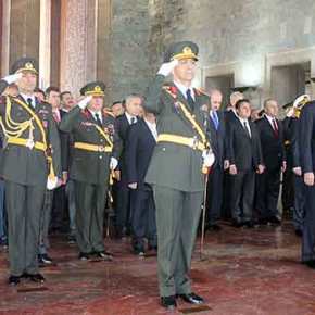 ΟΤΑΝ ΟΙ ΑΥΤΑΠΑΤΕΣ ΜΑΣ ΕΧΟΥΝ… «ΚΟΛΛΗΣΕΙ ΣΤΟΝ&nbsp;ΤΟΙΧΟ»