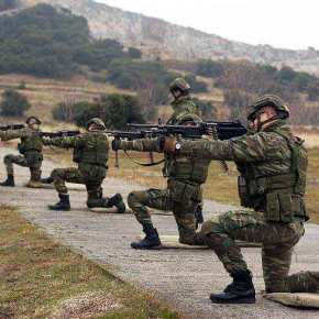 Οι ΕΔ προετοιμάζονται – Αιφνιδιαστική εκτέλεση βολών του ΣΞ σε όλη την&nbsp;επικράτεια