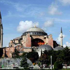 Νέο κάλεσμα φανατικών μουσουλμάνων στην Αγία Σοφία: Ζητούν να μετατραπεί σε τζαμί&nbsp;(video)