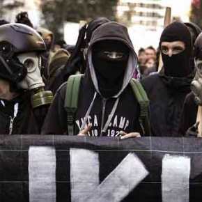 Κίνδυνος για την εθνική ασφάλεια: Αντιεξουσιαστές στρατολογούν&nbsp;μετανάστες