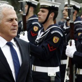 Επιβεβαιώνουν κύκλοι του ΥΕΘΑ την ανοικτή πρόσκληση του Ακαρ στον&nbsp;Αποστολάκη