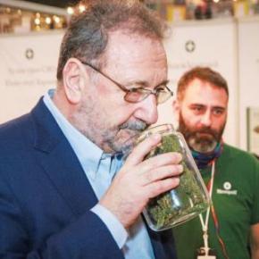 Κάνναβη στην ταράτσα του υπ.&nbsp;Οικονομικών!