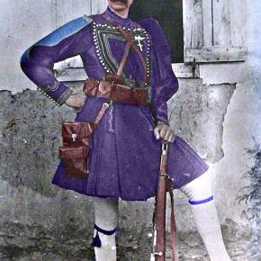 Αν προχωρήσω, ακολουθείστε με…Αν υποχωρήσω, σκοτώστε με…Αν σκοτωθώ, εκδικηθείτε&nbsp;με…