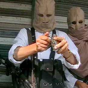 Αποκάλυψη: Στρατόπεδο 2.000 μουτζαχεντίν με τις… ευλογίες των ΗΠΑ μια ανάσα από την&nbsp;Ελλάδα