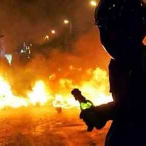 «Καμπούλ» η Αθήνα: Κουκουλοφόροι «βομβάρδιζαν» με μολότοφ επί 45 λεπτά τα&nbsp;ΜΑΤ