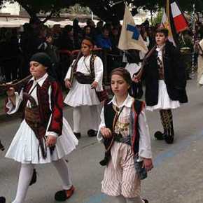 Με πυροβολισμούς υποδέχθηκαν το «Μακεδονία Ξακουστή» στη Καλαμάτα&nbsp;(video)