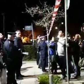 Με γιουχαΐσματα υποδέχθηκαν τον Τσίπρα στο Βελλίδειο: «Προδότη, κομιτατζή», φώναζαν&nbsp;[βίντεο