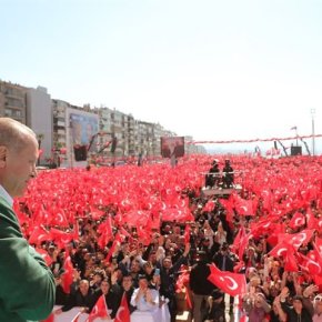 Ερντογάν από τη Σμύρνη: «Ρίξαμε τους γκιαούρηδες στη θάλασσα» – Μίλησε για Θεσσαλονίκη και «χαμένες&nbsp;πατρίδες»!