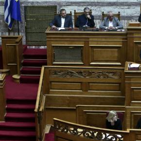 Δημογραφικό: Τι είπαν οι αρχηγοί στη Βουλή για την βραδυφλεγή&nbsp;«βόμβα»