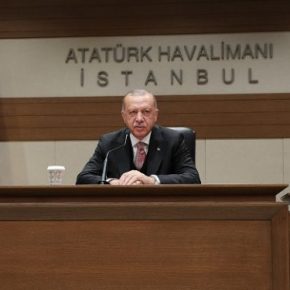 Ερντογάν: Μη μας κουνάτε το δάχτυλο για&nbsp;γενοκτονίες