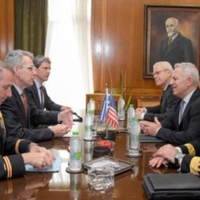 Συνομιλίες υψηλού επιπέδου ανάμεσα σε Αποστολάκη και Παϊατ&nbsp;[pics]