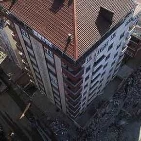 ΘΑ ΚΑΤΑΡΡΕΥΣΕΙ ΣΑΝ ΧΑΡΤΙΝΟΣ ΠΥΡΓΟΣ Η…İSTANBUL ΤΟΥ ΕΡΝΤΟΓΑΝ&nbsp;(βίντεο)