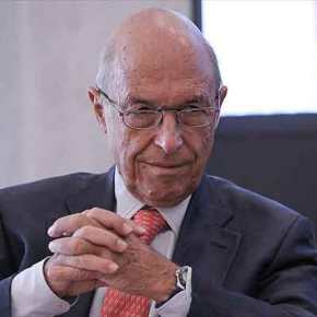 Συνεχίζει τα εγκλήματά του ο αμετανόητος&nbsp;Σημίτης