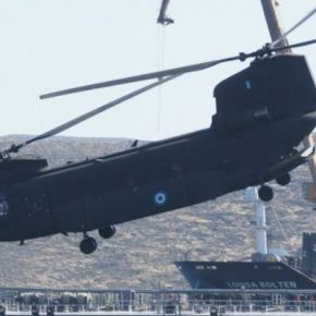 Επίδειξη βατραχανθρώπων και ελικοπτέρων του ΠΝ και της ΑΣ στη&nbsp;Σύρο