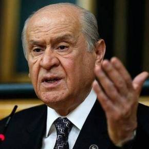 Μήνυμα Μπαχτσελί σε Μητσοτάκη: «Αν ξεπεράσετε τα όρια θα πέσουν οθωμανικά&nbsp;χαστούκια»