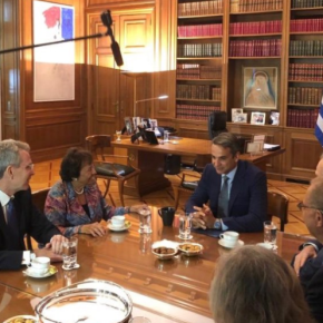 Συνάντηση Μητσοτάκη με Τζέφρι Πάιατ και Νίτα Λάουεϊ, με έμφαση στην βελτίωση της συνεργασίας μεταξύ&nbsp;Ελλάδας-ΗΠΑ