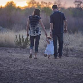 Δημογραφικό πρόβλημα: Αυτά είναι τα μέτρα της κυβέρνησης για τη στήριξη της ελληνικής&nbsp;οικογένειας