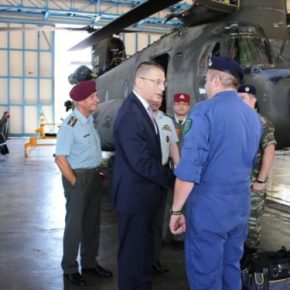 Επίσκεψη του ΥΦΕΘΑ Αλκιβιάδη Στεφανή σε Στρατιωτικές Μονάδες και Υπηρεσίες&nbsp;[pic]