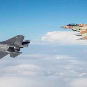 Eλληνικά F-16 & ισραηλινά F-35 σε κοινά σενάρια μάχης: Οι «Τίγρεις» της ΠΑ εντυπωσιάζουν στην έρημο Νεγκέβ – Εναέριο «τείχος» από Αθήνα-Τελ&nbsp;Αβίβ