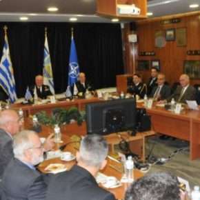 ΓΕΝ: Επίσκεψη διατελεσάντων Αρχηγών Στόλου στο συγκρότημα ΑΣ&nbsp;[pics]