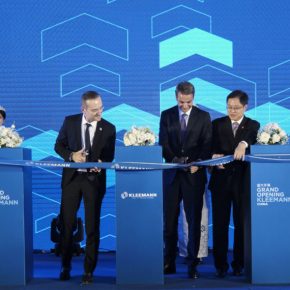 Ο Μητσοτάκης εγκαινίασε τη μονάδα παραγωγή των ελληνικών ανελκυστήρων Kleeman στη Σαγκάη&nbsp;[pics]