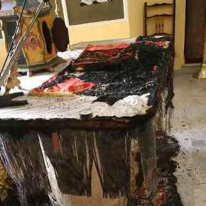 Επίθεση στην Ορθοδοξία: Έκαψαν την Αγία Τράπεζα σε εκκλησία της&nbsp;Χίου