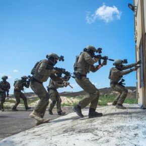 Ενισχύεται το μέτωπο Ελλάδας – Ισραήλ: Στρατηγική συνεργασία στις Ένοπλες Δυνάμεις και σε επίπεδο&nbsp;πληροφοριών