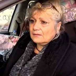 Η ΚΑΤΑΝΤΙΑ ΕΝΟΣ ΥΠΕΡΗΦΑΝΟΥ ΛΑΟΥ! ΓΥΝΑΙΚΑ ΖΕΙ ΣΤΟ ΑΥΤΟΚΙΝΗΤΟ ΤΗΣ ΕΔΩ ΚΑΙ ΔΥΟ&nbsp;ΧΡΟΝΙΑ