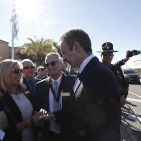 Στον αγιασμό των υδάτων στο Τάρπον Σπρίνγκς ο Μητσοτάκης – Με λαμπρότητα ο&nbsp;εορτασμός