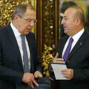 «Βράζουν» Ρώσοι & Τούρκοι με τον Χαφτάρ: «Σίσι & ΗΑΕ τον&nbsp;επηρεάζουν»