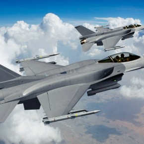 Την «πόρτα» της ΕΑΒ πέρασε το αρχικό F-16 που θα εκσυγχρονιστεί σε επίπεδο&nbsp;Viper