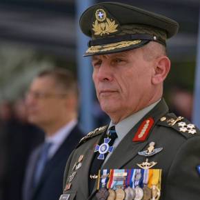 Ανανέωση– Ορκίστηκε ο νέος Α/ΓΕΕΘΑ Κωνσταντίνος Φλώρος: «Μόνη λύση για ειρήνη η προς πόλεμο&nbsp;προπαρασκευή»