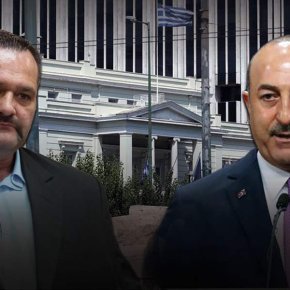 Η κυβέρνηση καταδίκασε το σχίσιμο της τουρκικής σημαίας αλλά όχι τις δηλώσεις&nbsp;Τσαβούσογλου