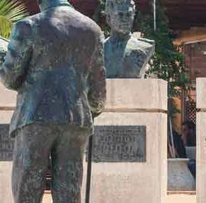 ΜΠΡΑΒΟ στα ΕΛΛΗΝΟΠΟΥΛΑ…!!! Μαθητές καθάρισαν το μνημείο πεσόντων στα Ίμια…!!! Βλαχάκος – Γιαλοψός – Καραθανάσης… ΑΘΑΝΑΤΟΙ…!! ΒΙΝΤΕΟ