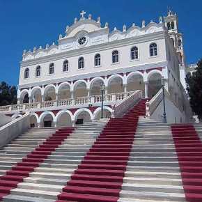 ΤΗΝΟΣ ΣΗΜΕΡΑ: Χιλιάδες λαού στην λιτάνευση της&nbsp;Μεγαλόχαρης