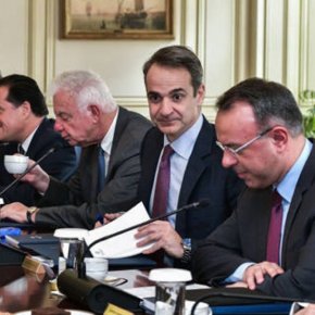 Προς ανασχηματισμό πάει η κυβέρνηση μέχρι το Πάσχα: Ποιοι υπουργοί είναι πιθανό να δουν την&nbsp;«έξοδο»