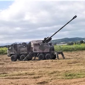 Πρώτες βολές των πυροβόλων Nora-B52 της Εθνικής&nbsp;Φρουράς
