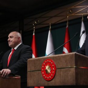 Αήθης επίθεση Ερντογάν στην Ελλάδα, έχοντας δίπλα έναν κάπως περίεργο Βούλγαρο&nbsp;πρωθυπουργό…