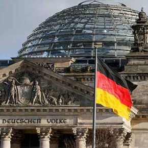 Σφοδρή επίθεση Der Spiegel : «Μικρόψυχη και δειλή» η άρνηση του Βερολίνου για&nbsp;ευρωομόλογα