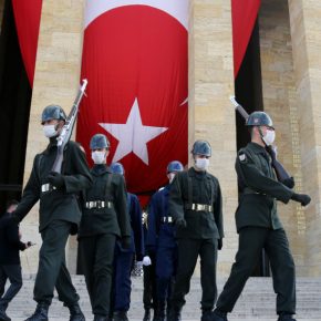 Τουρκία: 2.706 οι θάνατοι από τον κορωνοϊό – Πάνω από 107.000 τα&nbsp;κρούσματα