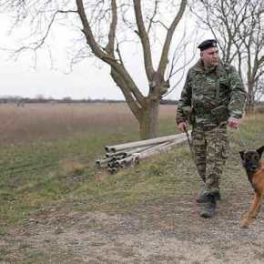 Συνοριοφύλακες Έβρου: Τούρκοι στρατοχωροφύλακες βοηθούν διακινητές να περάσουν&nbsp;μετανάστες