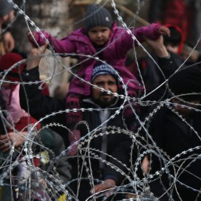 Guardian: Μετανάστες ξεσκεπάζουν τον Ερντογάν – «Μας χρησιμοποίησε ως&nbsp;πιόνια»